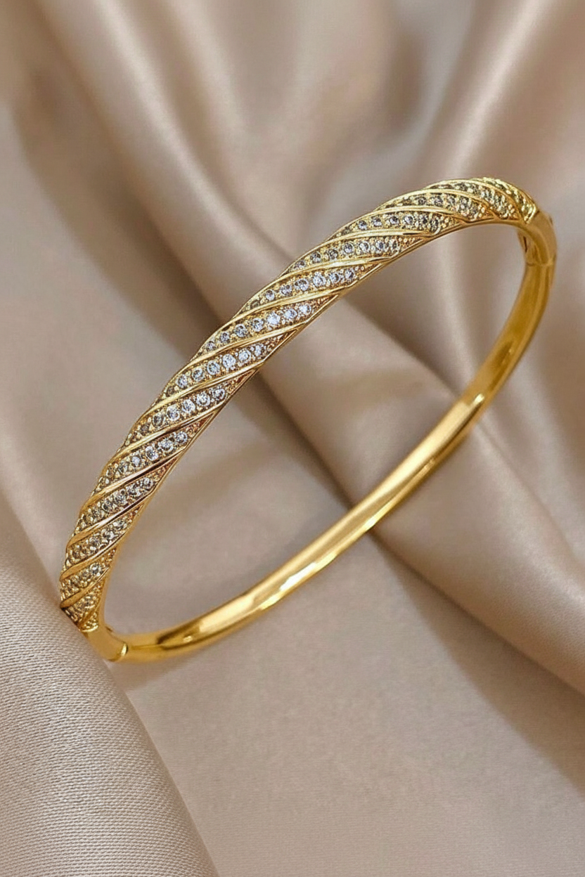 Copper Luxe Elegant Zircon Bangle | 18K Gold Plated Stainless Steel