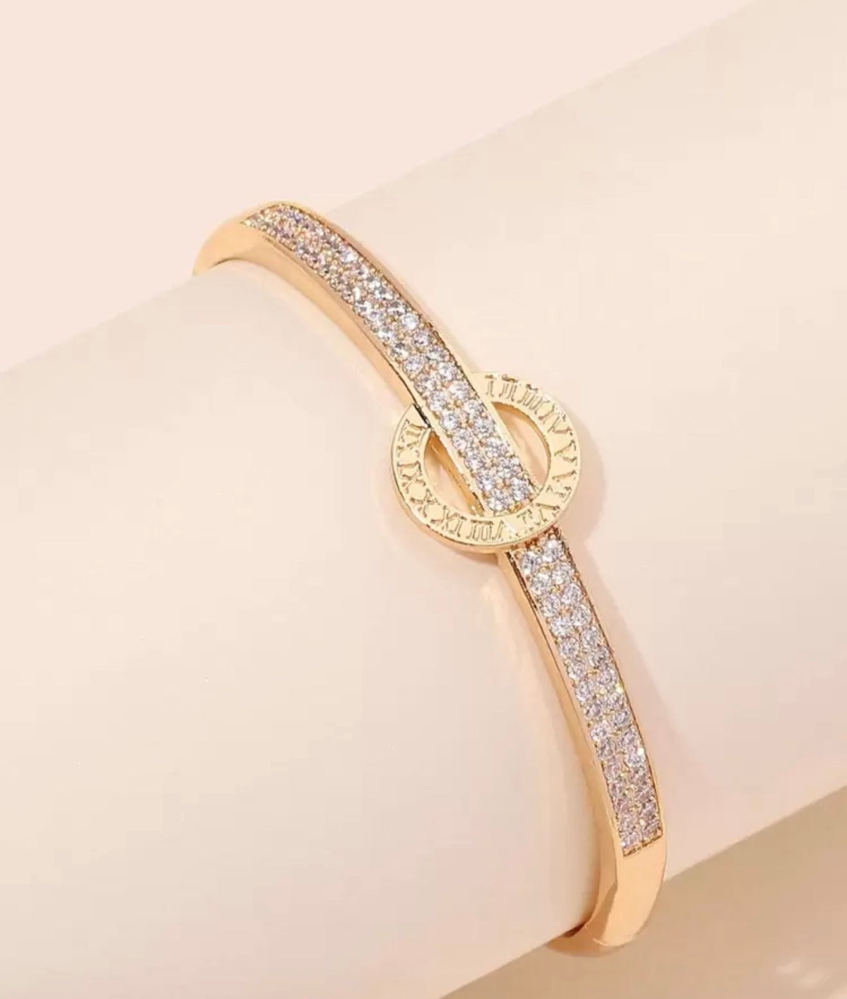 Zirconia Gold Minimalist Design Bracelet